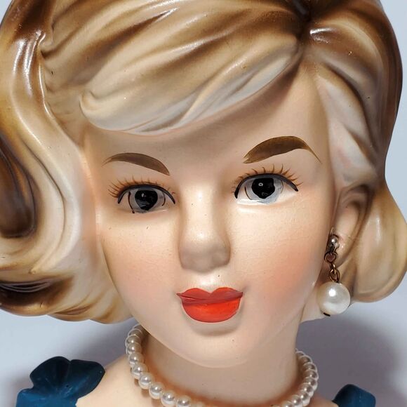 Lady Head Vase Blue Bow Pearls 5.5" - Picture 2 of 10